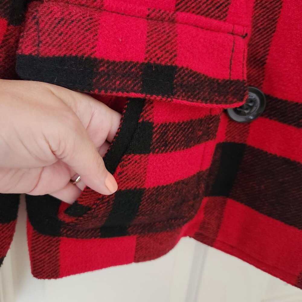 American Eagle Red Black Plaid Wool Peacoat Fall Winter Preppy Cabincore Cozy - Picture 4 of 11